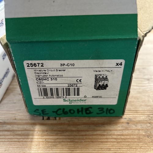 Schneider mcb job lot - schneider, 3p
