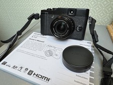 FUJIFILM Fuji X10 12MP Digital