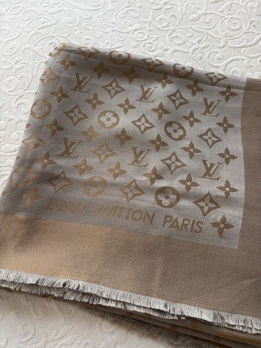 Louis vuitton monogram shawl - louis,