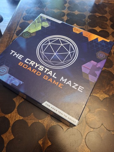 The crystal maze - maze, game