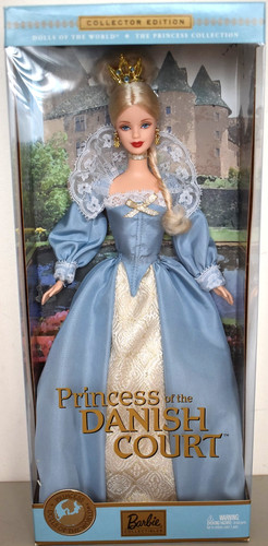 2002 collector edt - 2002, dolls