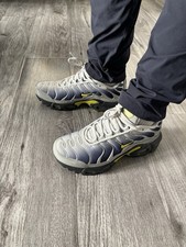 Unisex Nike air max tuned 1 TNS Tn Trainers Shoes - grey & navy blue Size uk 4 