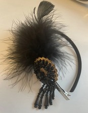 1920s flapper masquerade style