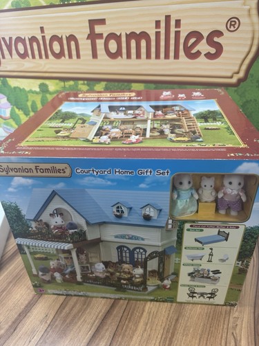 Sylvanian families courtyard - sylvanian,