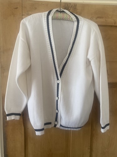 Vtg white navy - white, cricket