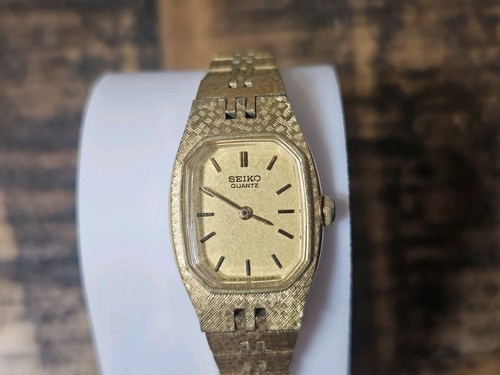 Seiko women watch - seiko,
