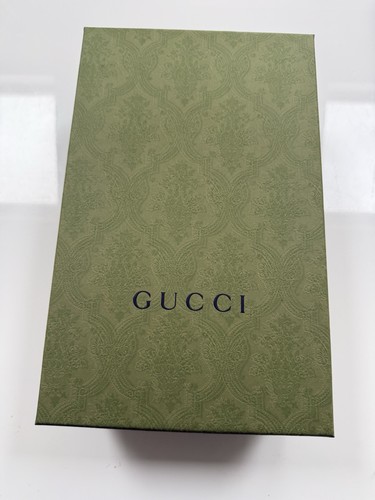 Empty gucci shoe box - shoe,