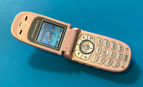 Motorola v220 mobile flip - mobile,