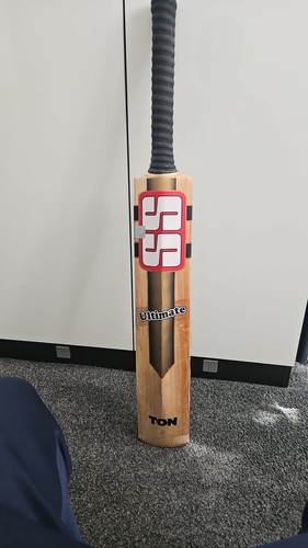 Ton cricket bat - ton,