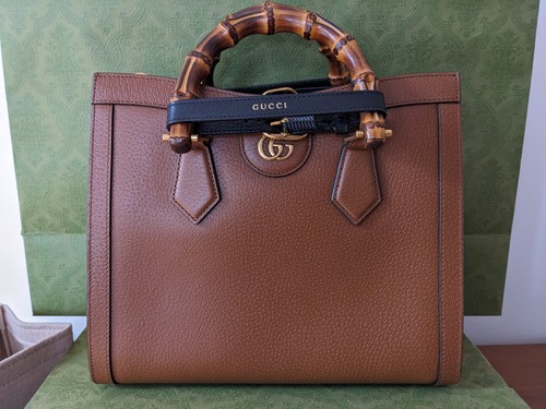 Authentic gucci diana - authentic,