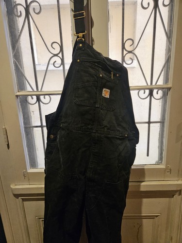 Carhartt overalls missing one - carhartt,