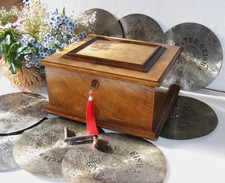 Antique disc playing mahogany - disc,