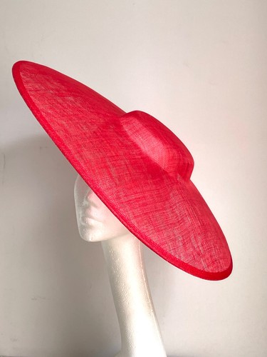 Red saucer disc hat - saucer,