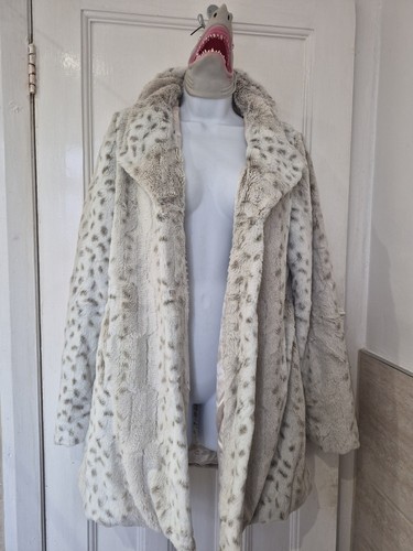 Dennis basso snow - snow, leopard