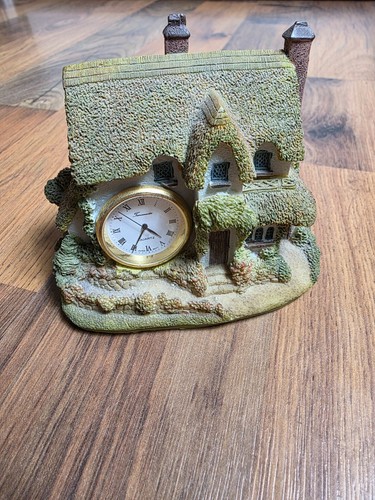 Vtg cermaic cottage - vtg,