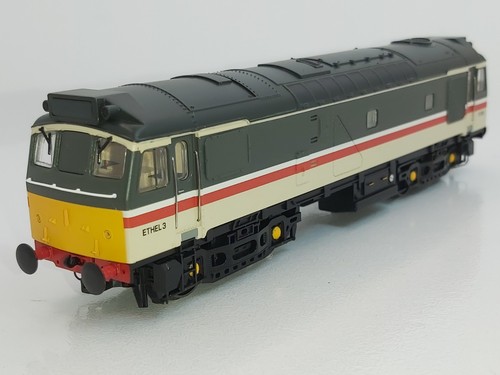 Dcc fitted bachmann - fitted,
