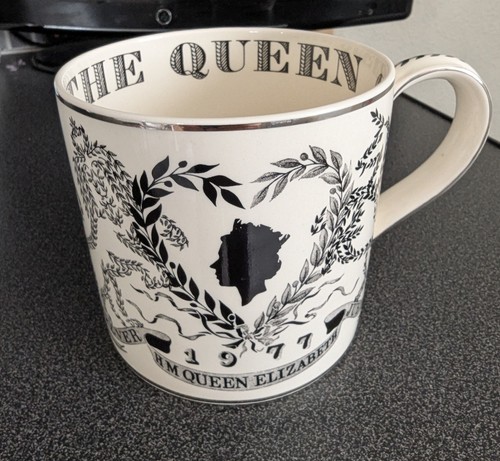 Queen elizabeth silver - queen, ii