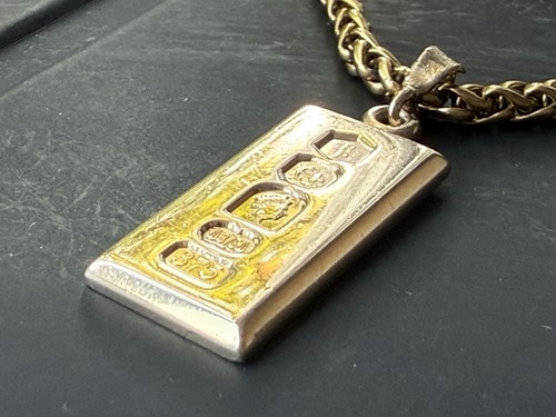 Vintage 1977 9ct solid - vintage, gold