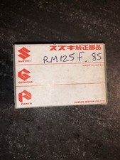 Suzuki RM125 F, 1985 Piston. Genuine OEM, NOS. Std Size. Evo Vintage Moto X