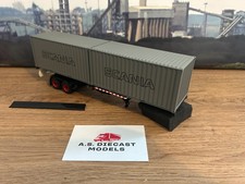 (LP) Tekno 2 Axle Black Skeletal Trailer & 2 20' Containers Only 1/50