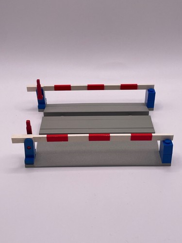 Lego train railroad - train, crossing