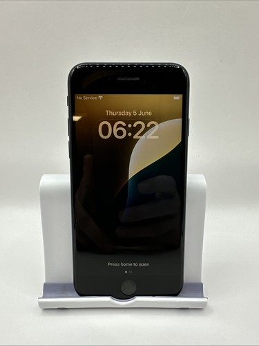 Apple iphone model a2296 - iphone, se