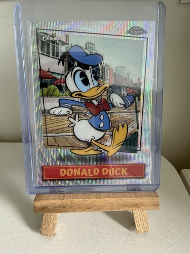 2026 topps disney neon donald - topps,