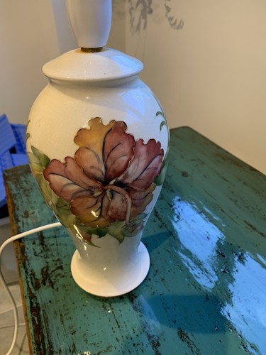 Moorcroft table lamp - ,