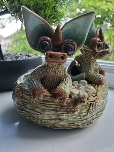 Vintage yare pottery rare - yare,