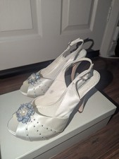 Benjamin Adams DITA Ivory