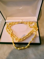 Genuine Pearl necklace,Yellow