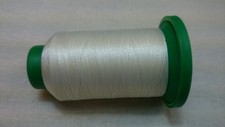 ISACORD MACHINE EMBROIDERY THREAD 1000M - CREAM 0670