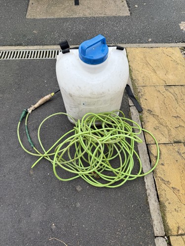 Window cleaning back pack - window,