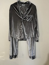 Pyjama Set  Silver 8/10