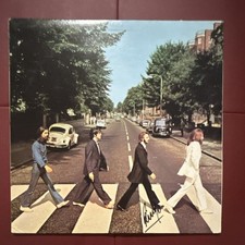Beatles Ringo Starr Signed