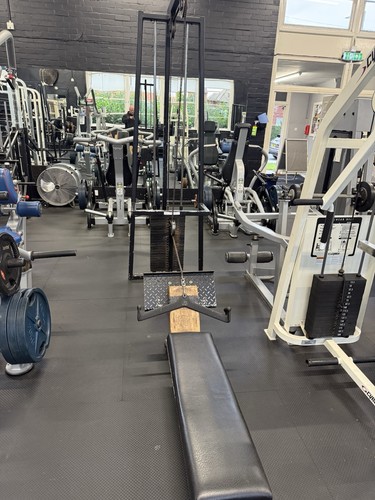 Seated row machine - row, stack