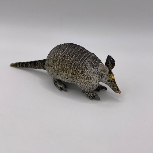 Armadillo vintage aaa - vintage, animal