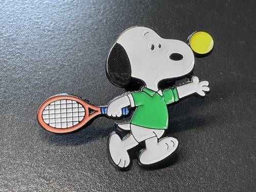 Snoopy enamel pin badge - pin,