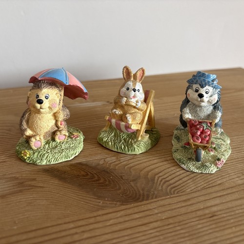 Small country companions - , style
