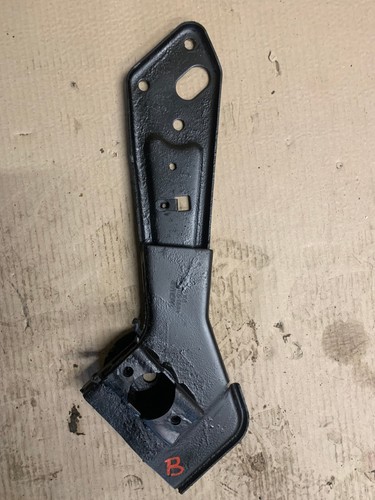 Right bodyshell brace jaguar - bodyshell,