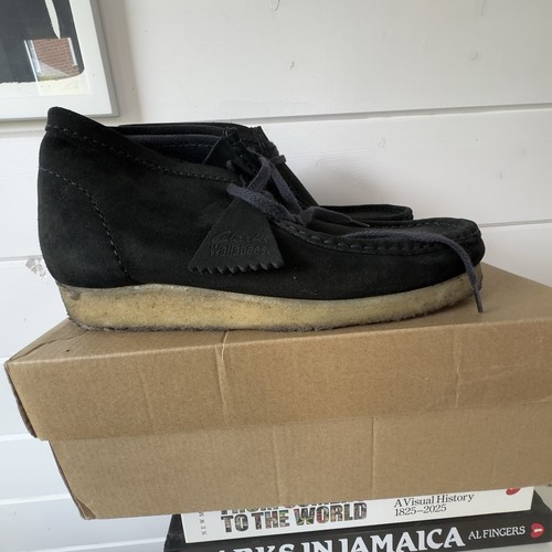 Clarks wallabees black boots - wallabees,