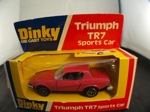 Dinky toys 211 triumph - gb,