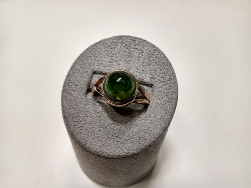 Carat gold green tourmaline - 9,