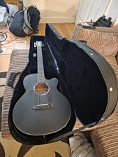 Tanglewood TWBB SFCE 6-String Electro-Acoustic Guitar, hard case PICKUP TS1