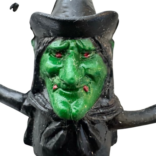 Vintage witch finger - finger, puppet