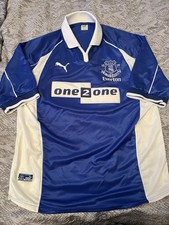 Everton Home Shirt 00/02. Size