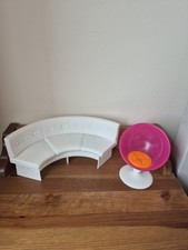 Retro barbie dreamhouse living - retro,