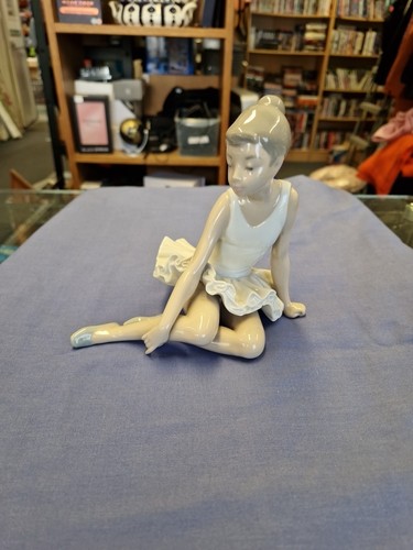 Lladro nao ballet - nao,