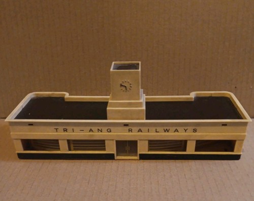Tri ang railways - tri-ang, station