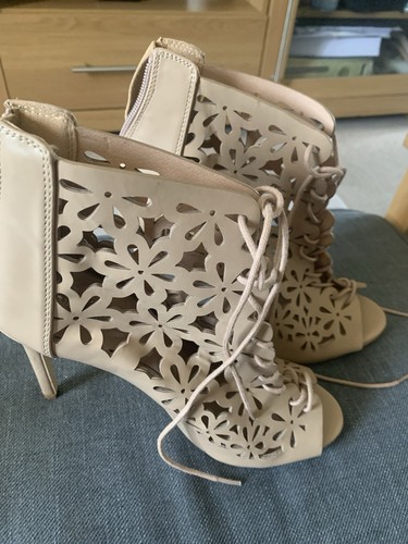 Primark nude colored floral - primark,